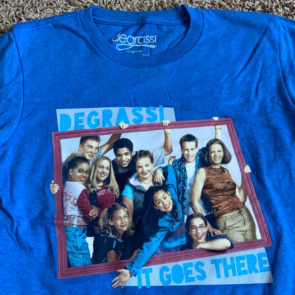 Degrassi “it goes there” shirt